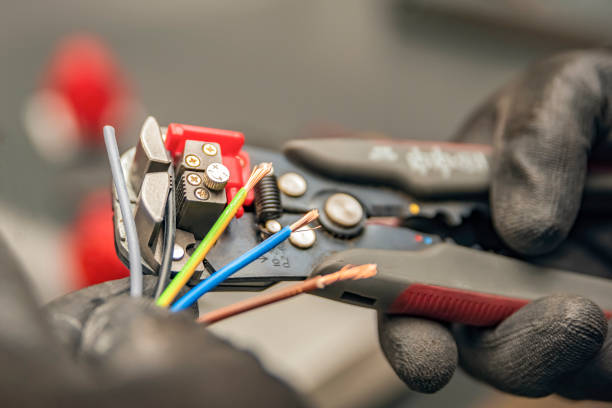 Best Residential Electrician Services  in Delaware, OH
