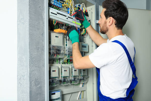 Best Electrical Outlet Repair  in Delaware, OH